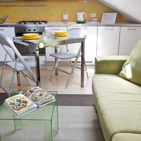 Italianway - Alessi 10 Apartment Милано Екстериор снимка