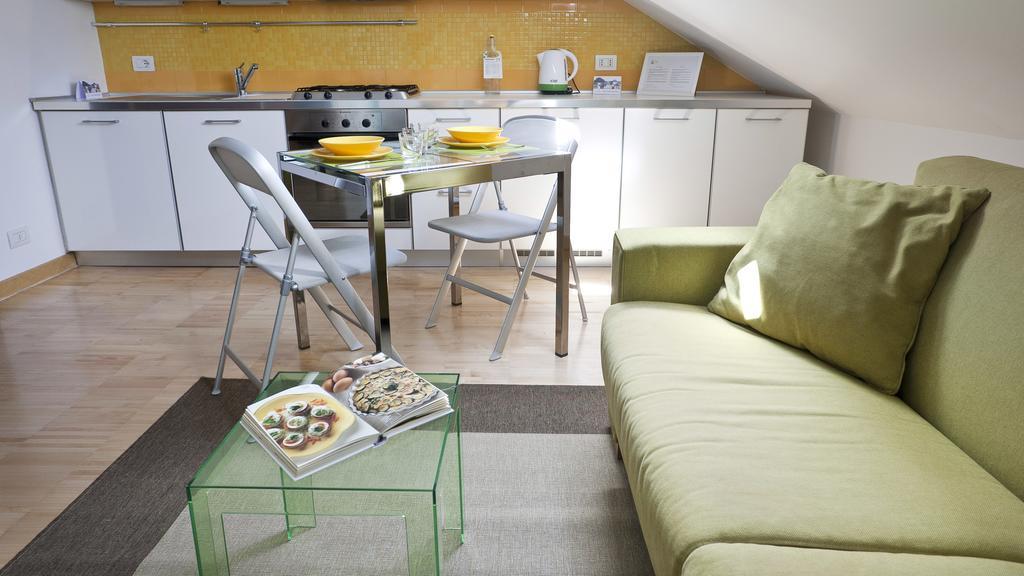 Italianway - Alessi 10 Apartment Милано Екстериор снимка