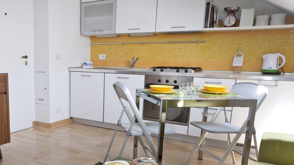 Italianway - Alessi 10 Apartment Милано Екстериор снимка